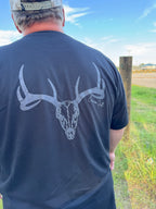 Whitetail Skull Tee