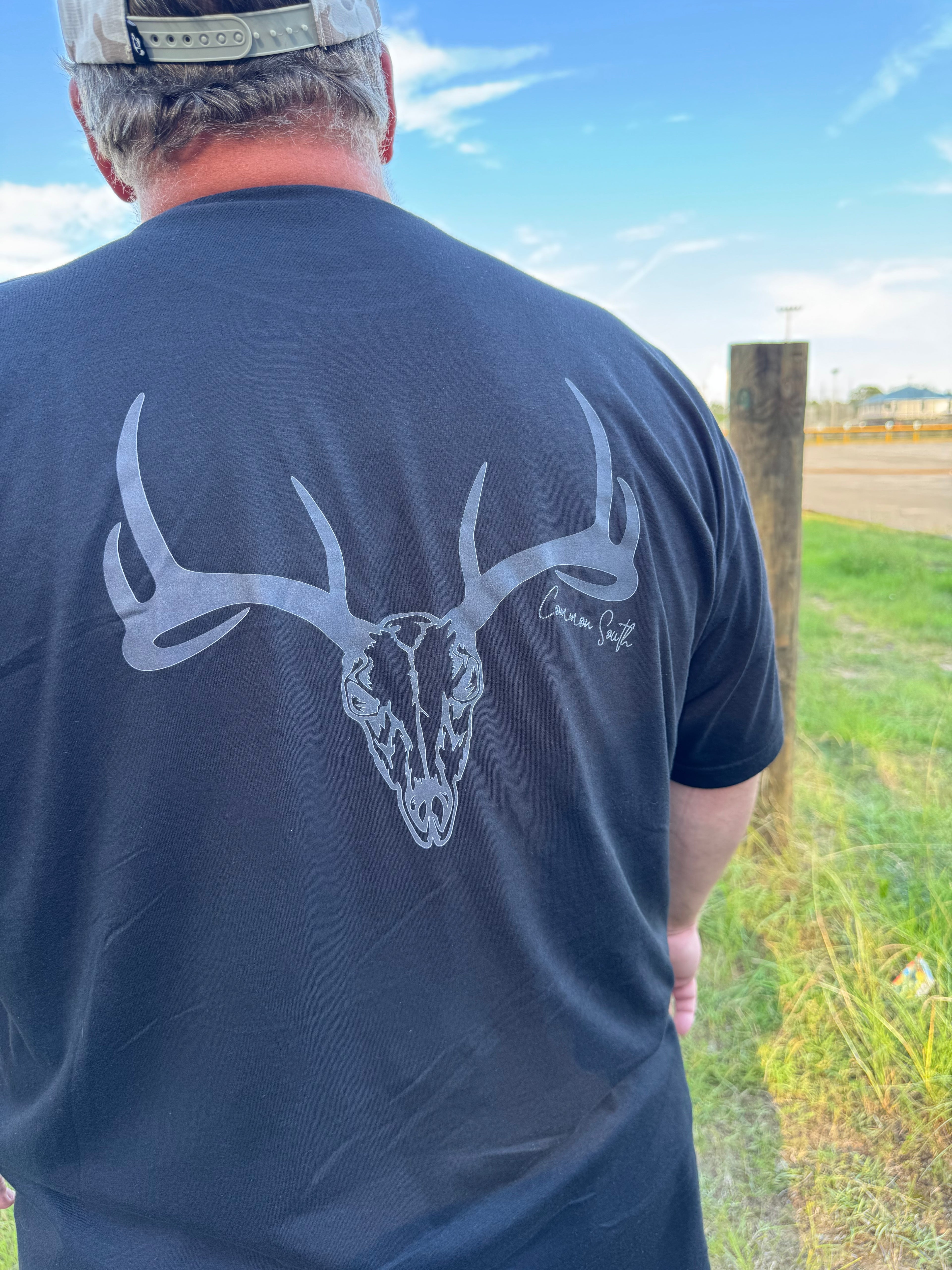 Whitetail Skull Tee